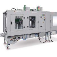 Zapiranje-kartonov-z-lepilnim-trakom